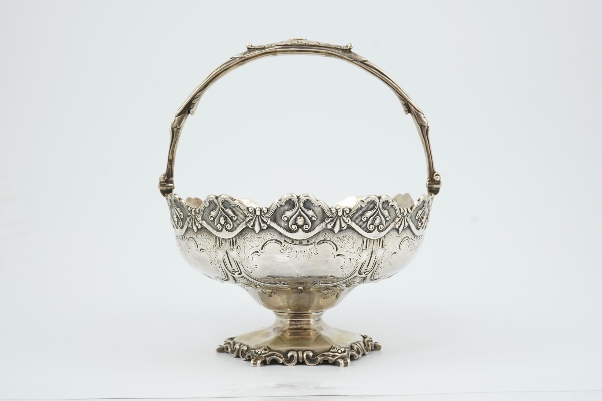 A Victorian silver circular basket, by Daniel & Charles Houle
